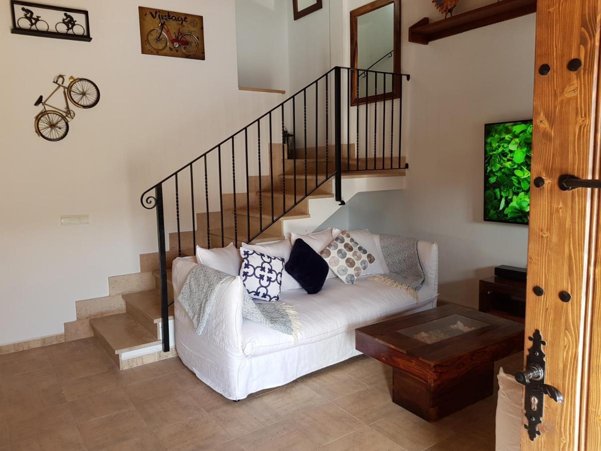 Villa Milagro - 3 Bedroom Finca Style Villa With Pool Near Golf Course/Beaches - Air Cond. Pollenca Luaran gambar