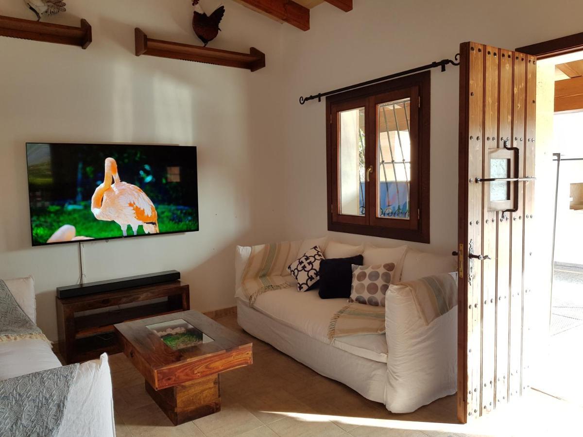 Villa Milagro - 3 Bedroom Finca Style Villa With Pool Near Golf Course/Beaches - Air Cond. Pollenca Luaran gambar